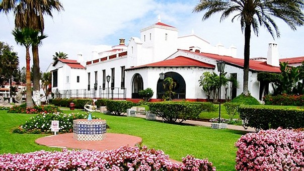 Centro Cultural Riviera, Ensenada