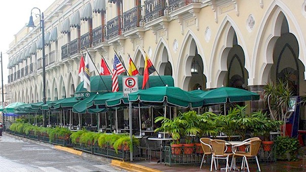 Café de la Plaza, Colima