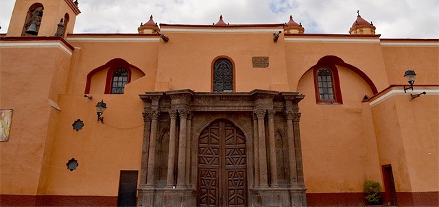 Templo La Parroquia de San Juan Bautista, San Juan Del Río
