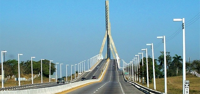 Puente Tampico, Tampico