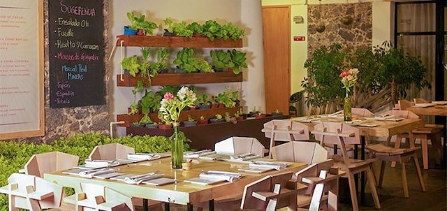 La Veladora Restaurant