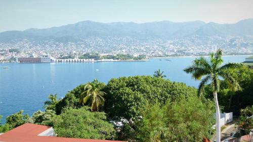 Aristos Acapulco, Acapulco