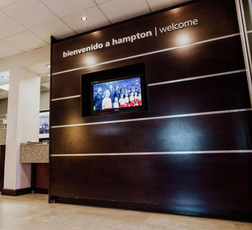 Hampton Inn by Hilton Torreón Aeropuerto Galerías, Torreón