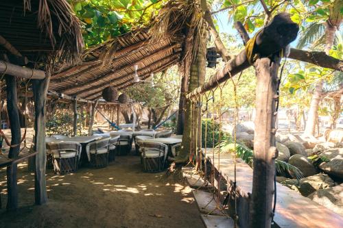 Junto al Río, Sayulita