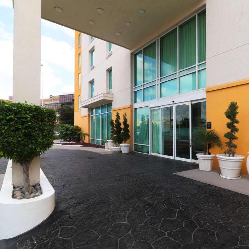 Hampton Inn by Hilton Zona Industrial Reynosa, Reynosa