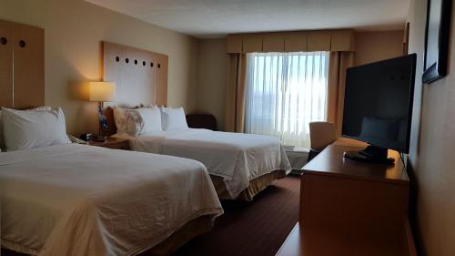 Holiday Inn Express Saltillo Zona Aeropuerto, Saltillo