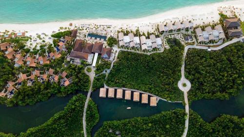 Banyan Tree Mayakoba, Mayakoba