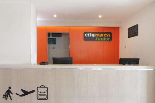 City Express Junior Tijuana Otay, Tijuana