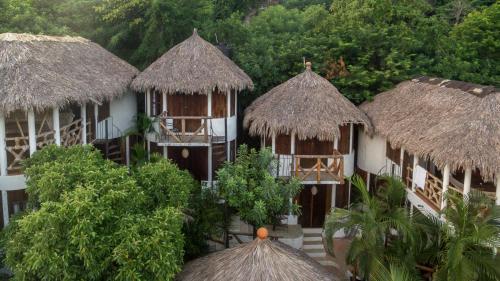 Cabañas Biuzaa, Zipolite