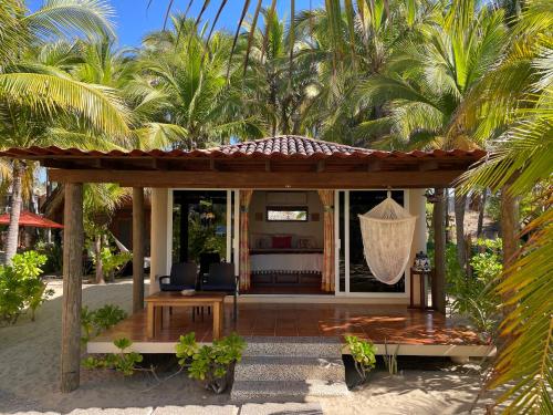 Bungalows Tree Tops, Barra de Potosí