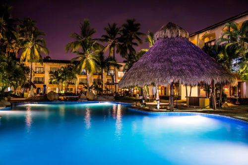 Plaza Pelicanos Club Beach Resort, Puerto Vallarta