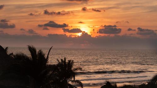 Mishol Hotel y Beach Club, Acapulco