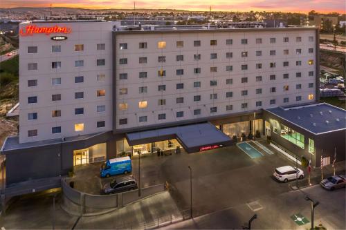 Hampton Inn by Hilton Tijuana, Tijuana