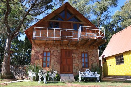 Cabañas Cumbres de Aguacatitla, San Miguel Regla ( Huasca de Ocampo )