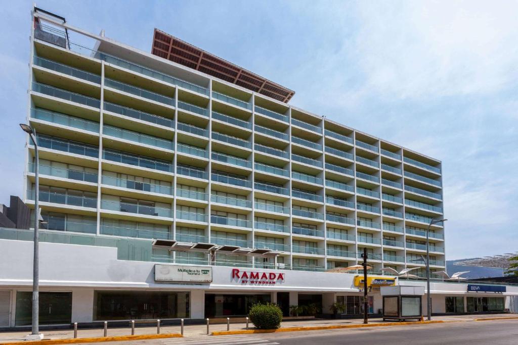 Ramada by Wyndham Acapulco Hotel & Suites, Acapulco