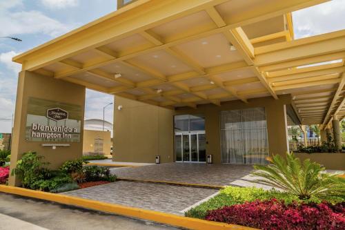 Hampton Inn & Suites By Hilton Puebla, Cholula