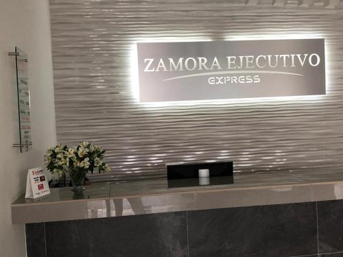 Zamora Ejecutivo Express, Zamora