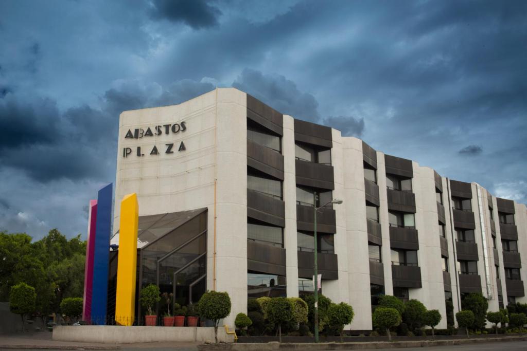 Abastos Plaza, Ciudad de México