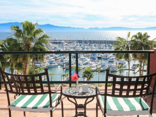 Coral and Marina, Ensenada