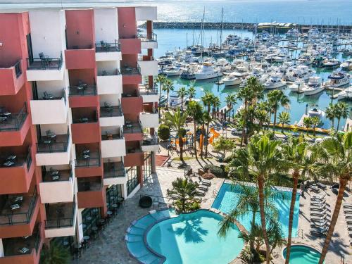 Coral and Marina, Ensenada