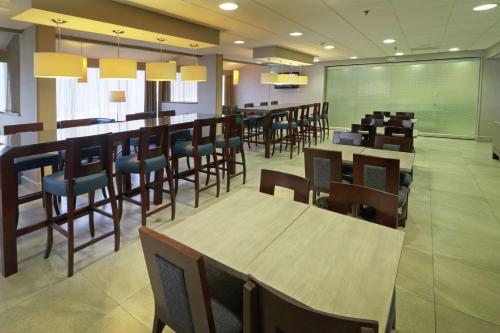 Hampton Inn by Hilton Monterrey Aeropuerto, Apodaca