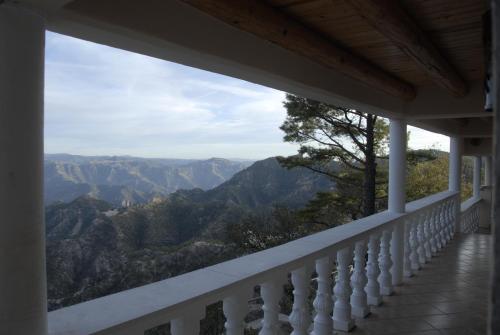 Mansión Tarahumara, Posada Barrancas