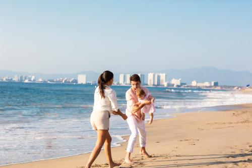 Playa Los Arcos, Puerto Vallarta