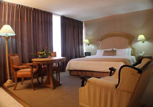 Best Western Plus Plaza Florida and Tower, Irapuato