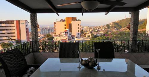 Casa Anita y Corona de Mar, Puerto Vallarta