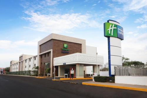 Holiday Inn Express , Piedras Negras